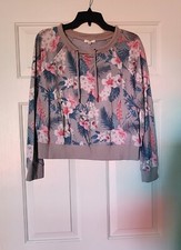 Maurices Womens Medium Floral Print Sweatshirt