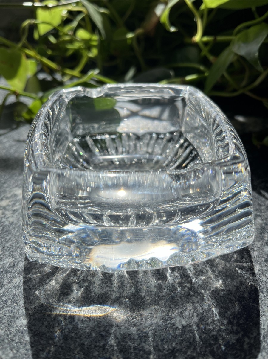 cristaj DAUM FRANCE フォークレスト　Tres Chic Daum France Crystal Triple Cube Ash Tray with blue glass