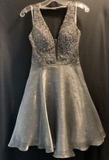 Ellie Wilde Mon Cheri Silver Gray Beaded Homecoming Party Dress Size 6
