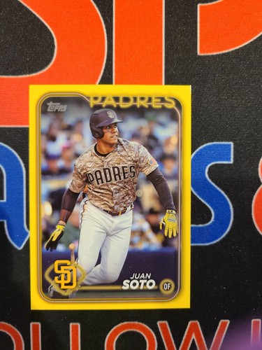 2024 Topps Series 1 - JUAN SOTO - Yellow Exclusive Parallel #50 Padres Yankees - Picture 3 of 11