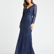 Elegant Navy Blue Lace Evening Gown