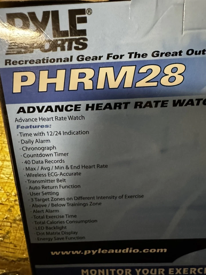 Pyle Heart Rate Monitor Gym & Training w/ Heart Rate Sensor & Calorie Counter - Image 4 of 4