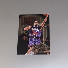 1995-96 Fleer Rookie Phenom Card #8: Damon Stoudamire (RC) Toronto Raptors. rookie card picture