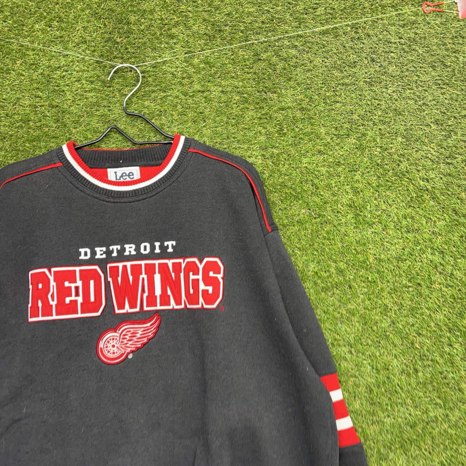 Vintage Detroit Red Wings Sweatshirt Mens XL Embroidered Lee Sport 90s Crew thumbnail 8