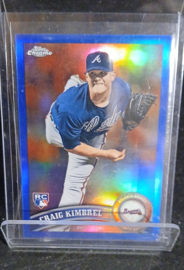 2011 Topps Chrome - Craig Kimbrel #195 Blue Refractor /99 (RC)