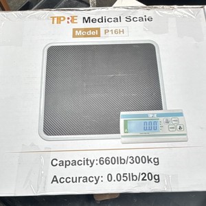 TIPRE P16H Digital Glass Scale 660lb/300kg Modern Black/White