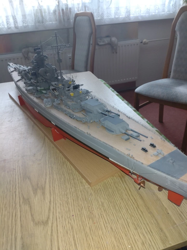 modell schiff Schlachtschiff Bismarck
