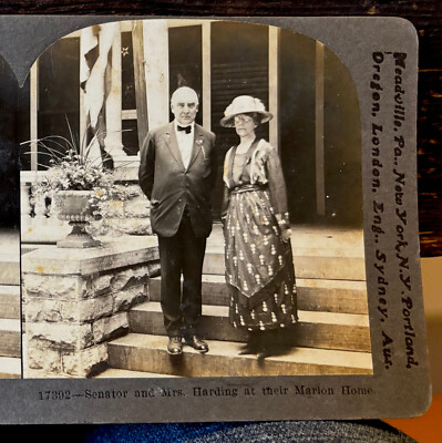 Stereoview Card REAL PHOTO Senator (President) & Mrs. Harding at Marion, OH Home