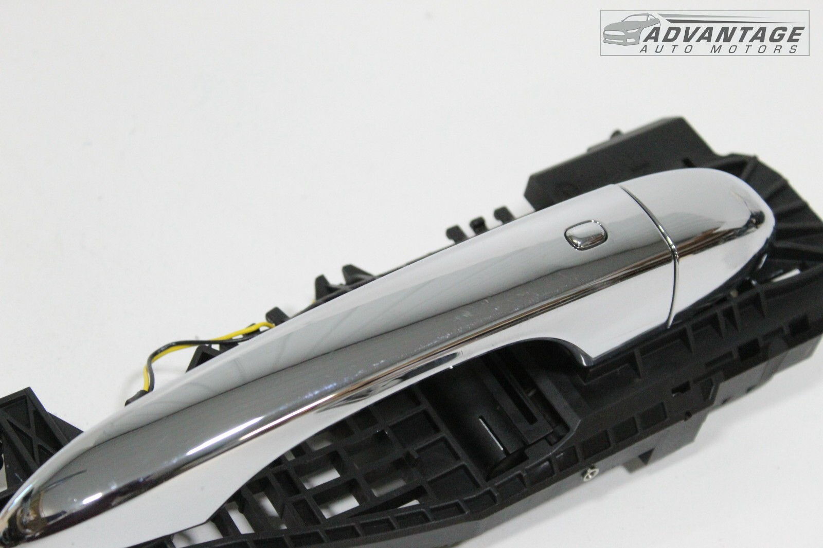 2014-2019 MASERATI GHIBLI FRONT PASSENGER SIDE EXTERIOR DOOR HANDLE CHROME OEM