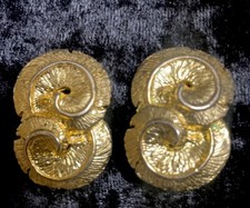 Vintage Gold Figure Eight Feather Brushed Earrings Clip On 1.3 Inch