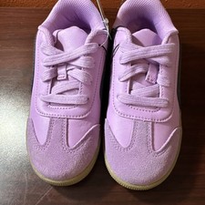 Cat  Jack Boston Retro Sneakers  Kids Size 1  Purple