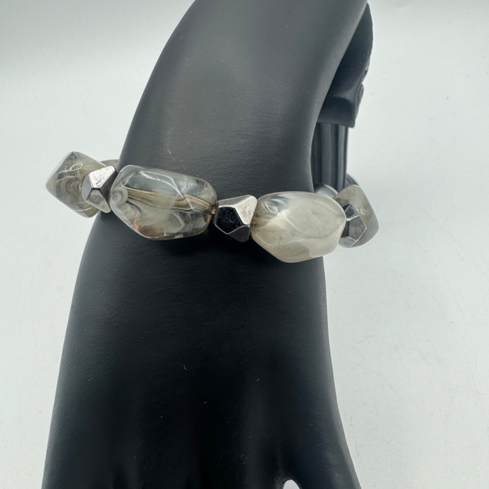 Stretchable Beaded Bracelet With Gray Acrylic and… - image 2