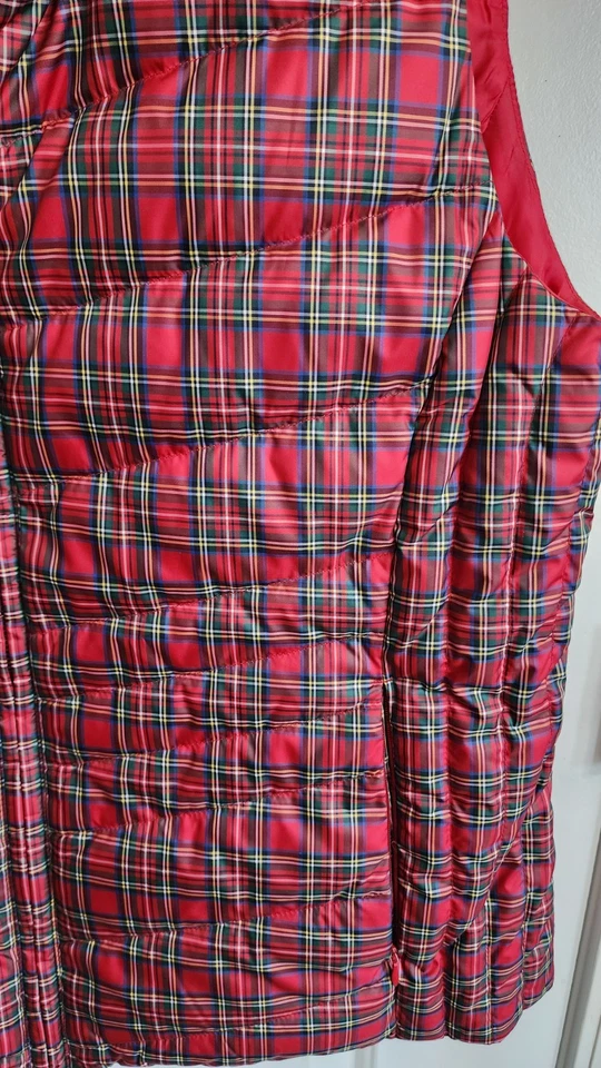 Talbot Quilted Women's Christmas Pattern Large Vest - Image 2 of 4
