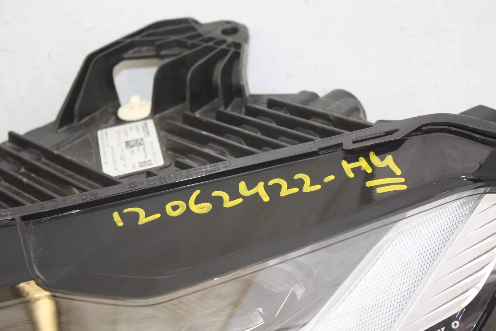 Volvo XC60 Left Side LED Headlight 32342510 Genuine for sale  