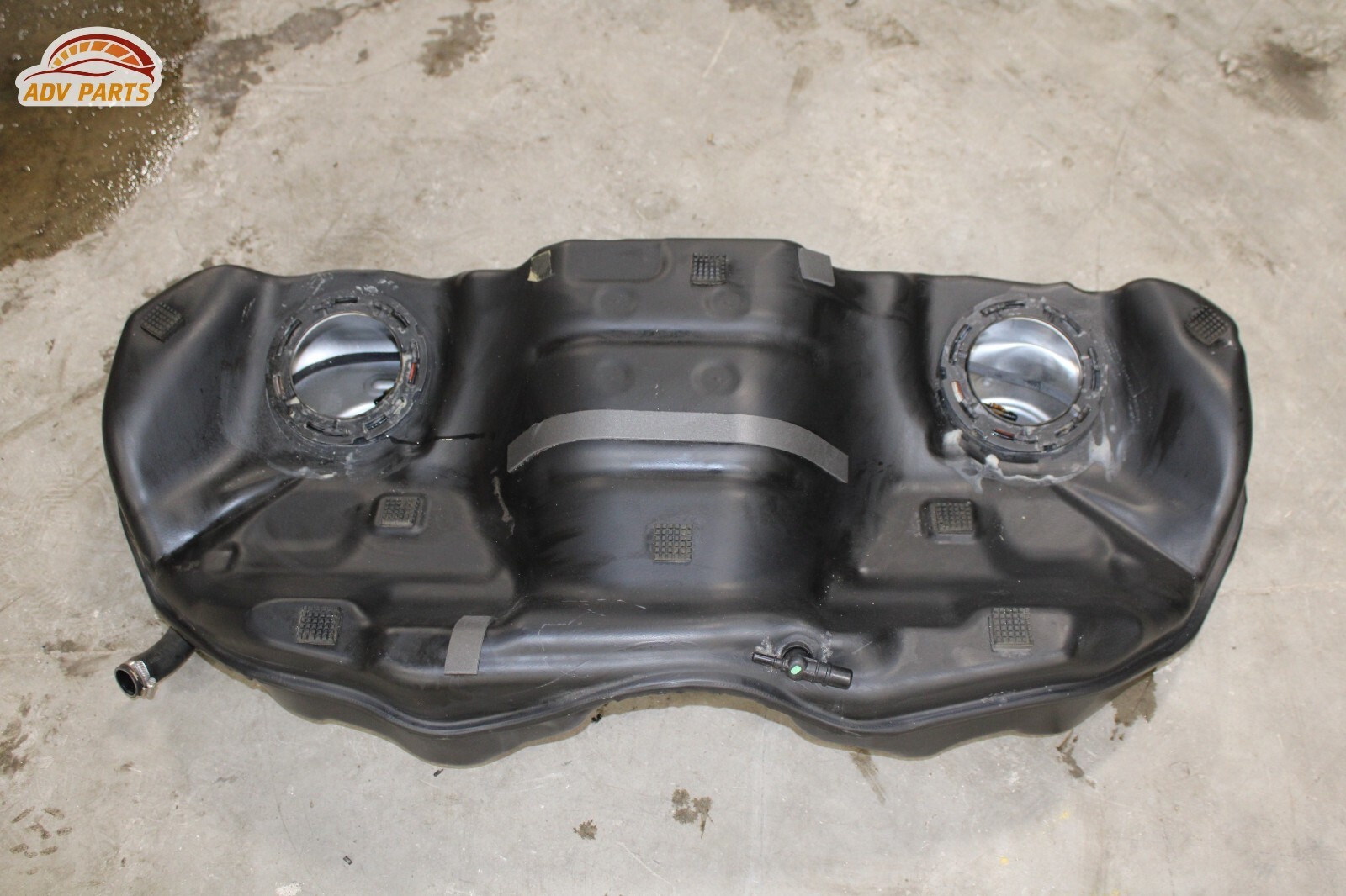 2017 - 2020 MASERATI LEVANTE 3.0L FUEL GAS TANK RESERVOIR OEM