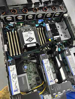 Lenovo SR655 2U Sever 12*3.5'' With AMD EPYC 7302 CPU,1100W PSU, 10G NIC