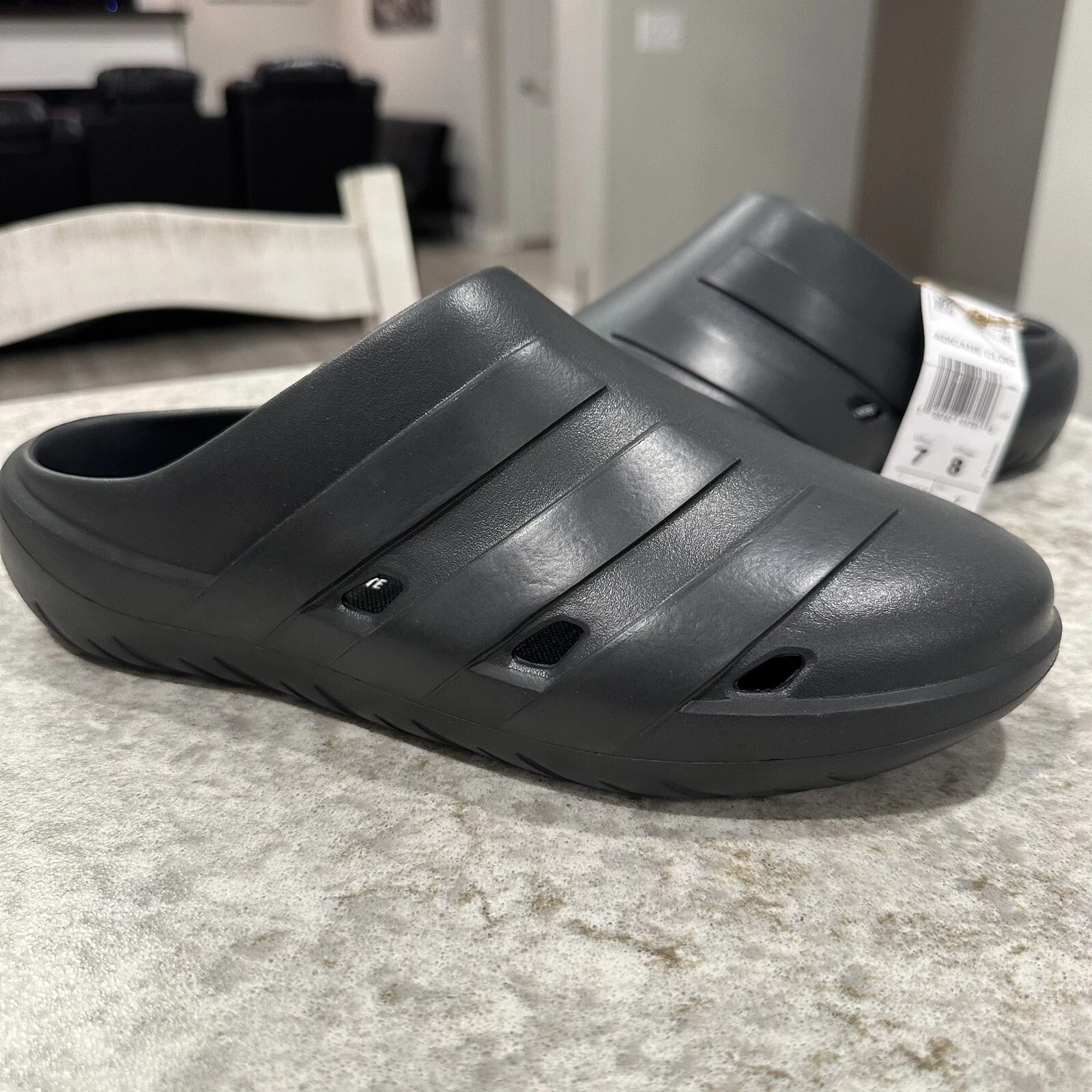 Taglia 7 (8 Donna) Zoccoli Adidas Adicane Carbon Black Slides HQ9918