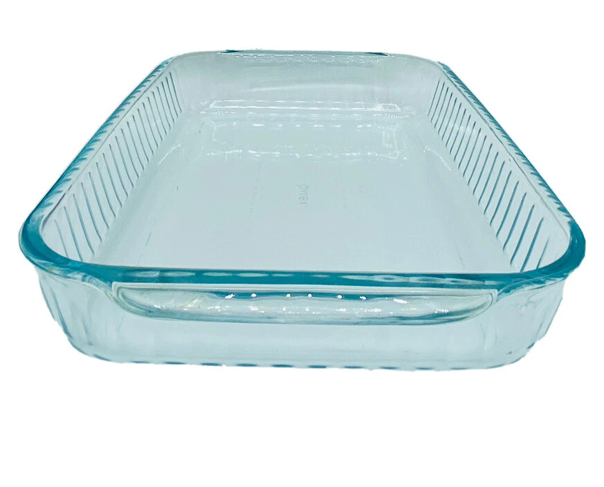 Pyrex 233 Rectangular Clear Glass Casserole Baking Dish and 233-pc Red Plastic Lid