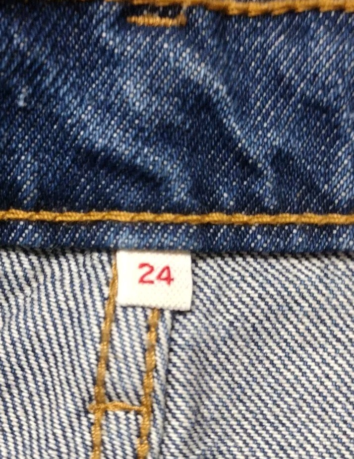 Picture 4 of 12