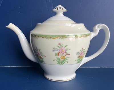 Noritake Tea Pot Made In Japan  M  Fine Bone China Hand Painted Circa 1940 s
