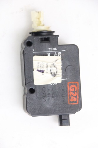 Stellmotor Tankklappe Land Rover DISCOVERY 3 FSG500013 06-2007