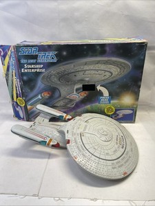 Playmates Uss Voyager | eBay