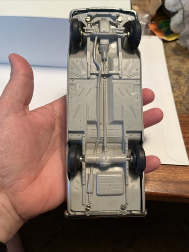 1961 Mercury Comet Plastic Promo Model 1/25 Scale Silver - Picture 10 of 10