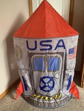 Space Adventure Roarin' Rocket Play Tent 5 Feet Tall By About 3 Foot Diameter  