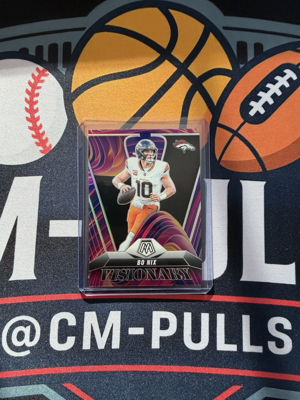 2025 Panini Mosaic Bo Nix Visionary Case Hit SSP  #8 Denver Broncos