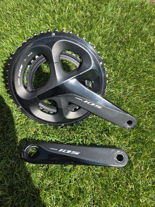 Shimano 105 FC-R7000 Crankset, 11 Speed, 172.5mm , 36/52T, Good Condition!
