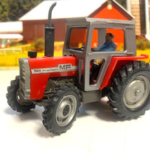 BRITAINS.1:32.FARM.MASSEY