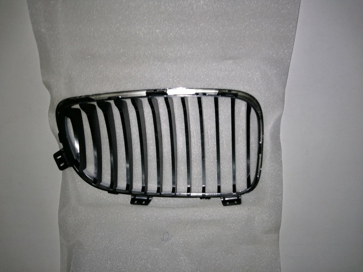 NEW Original BMW E82 E88 128i 135i Front Left Right chrome, left  