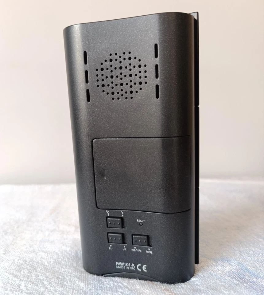 OREGON SCIENTIFIC FAW101-K "FERRARI MONZA" Stazione Meteo con Orologio e Sveglia - Immagine 4 di 4