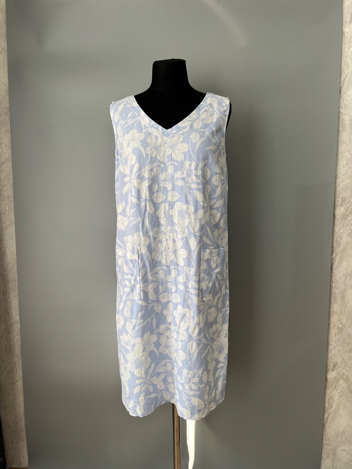 gudrun sjoden floral white dress sleeveles size XL
