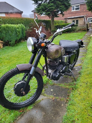 BSA C12 250cc - Picture 7 of 12