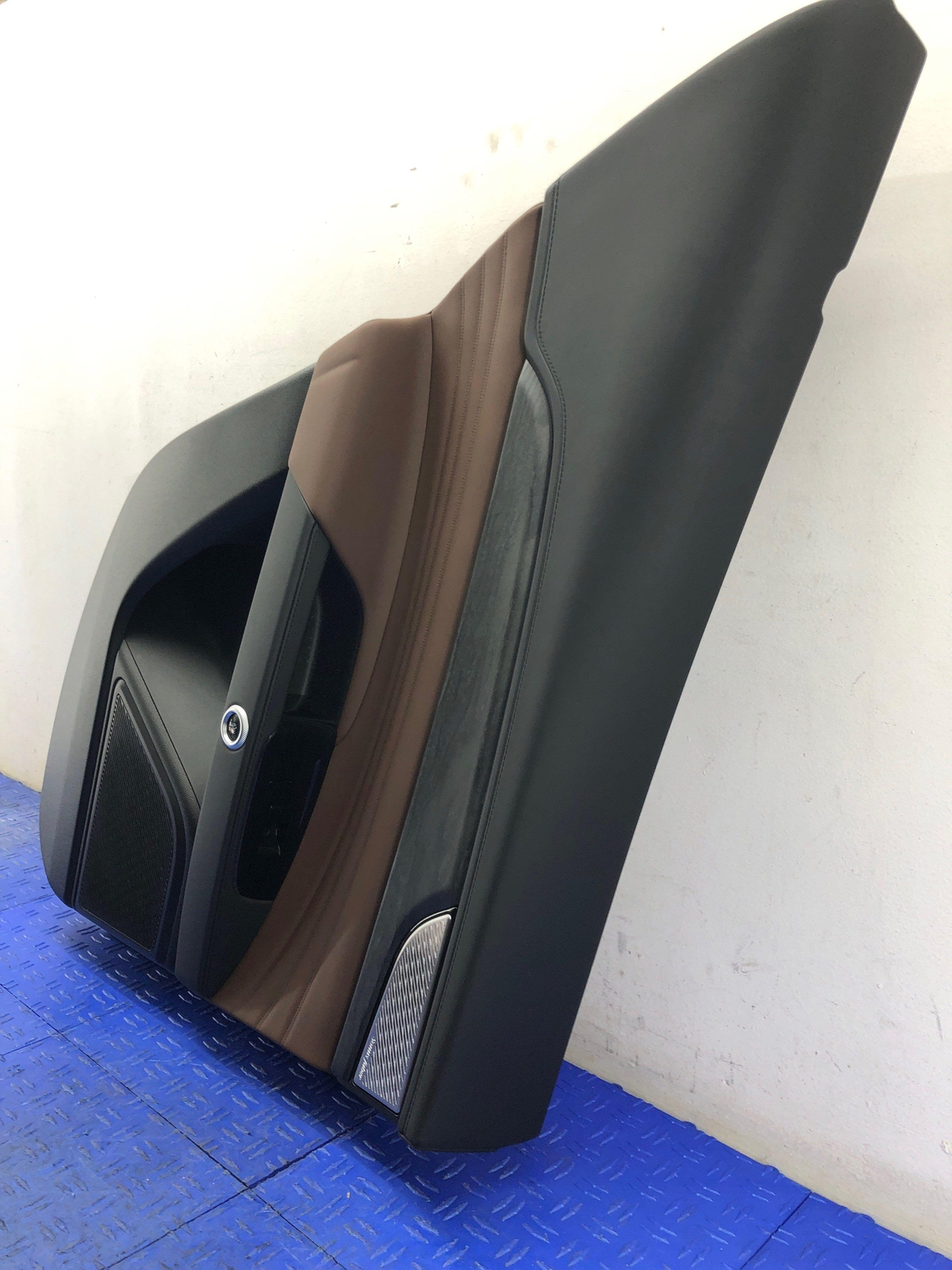 2023 MASERATI GRECALE REAR LEFT INNER INTERIOR DOOR TRIM PANEL BROWN LEATHER