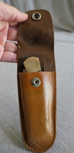 Coltello a lama inox vintage Shell Canada Caroline Dilcon impianto a gas ottone - Foto 19 di 22