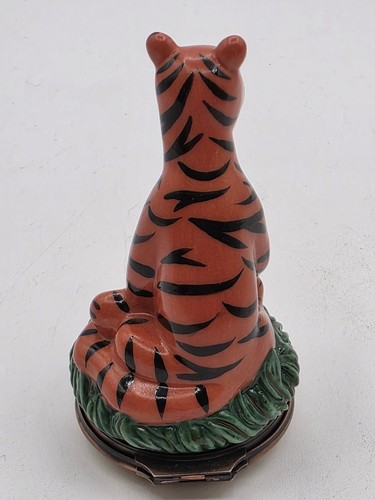 Halcyon Days Winnie The Pooh's Tigger Bonbonniere Limited Edition #175 - Picture 9 of 9