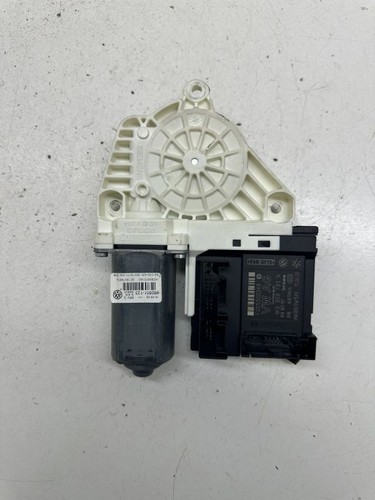 Volkswagen PASSAT B6 2010 Links Fensterhebermotor Tür vorne DRA43913