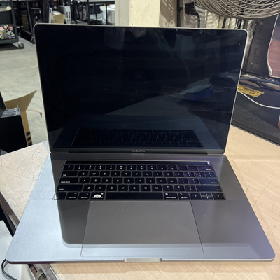 APPLE MACBOOK PRO 15'' TOUCH/2018 CORE I7-8750H 2.2GHZ 16GB RAM 256SSD