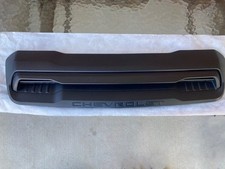Silverado 2500HD / 3500HD 2024 - 2026 - G.M. OE Hood Vent / Scoop 85018787