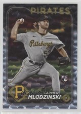 2024 Topps Series 1 Silver Crackle Foil Carmen Mlodzinski #31 0t2