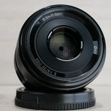 Sony SEL 35mm F/1.8 OSS Lens SEL35F18 *VERY GOOD/TESTED*