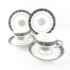 Wedgwood Runnymede Cup Saucer Plate Trio Pair Set