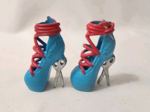 Monster High Threadarella Frankie Stein Scarily Ever After Zapatos Scary Tales - Imagen 5 de 7