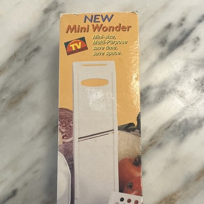Mini Kitchen Wonder Multi-Purpose Grater Slicer Shredder Peeler Squeezer White