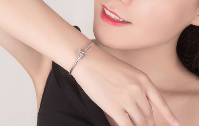 Delicate 925 Sterling Silver CZ Mini Crown Circle Bangle Bracelet Women Gift NY10770