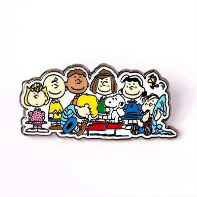⚡RARE⚡ PINTRILL x PEANUTS Snoopy & Friends Group Snoopy Pin