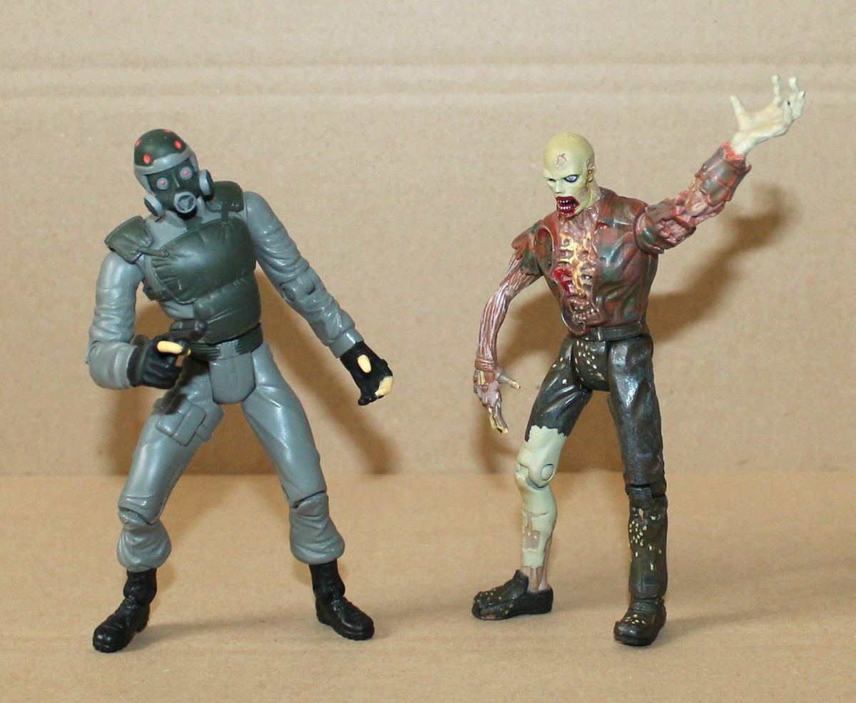 Resident Evil 2 Hunk & Zombie Action Figure Figur Toy Biz ToyBiz