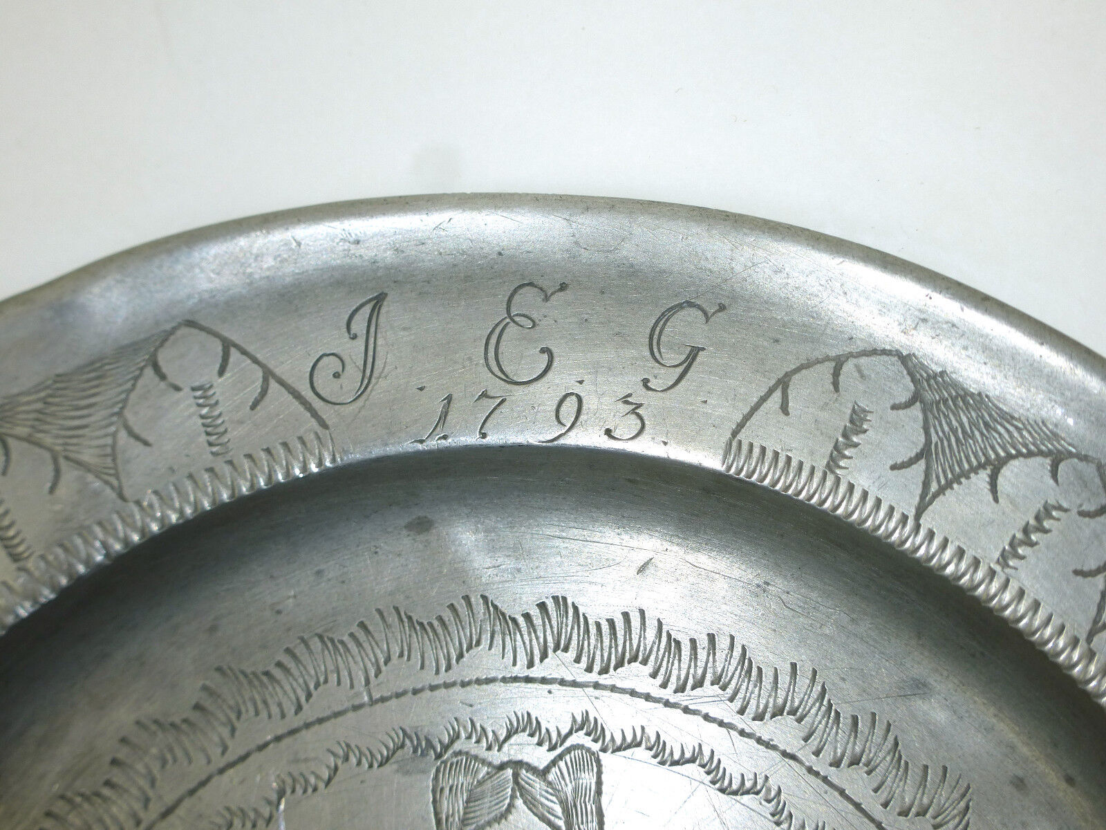 Details zu  Zinn Teller 18 Jh. gemarkt 1778 Klassisch hochwertig